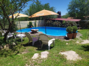 Monoambiente con piscina compartida